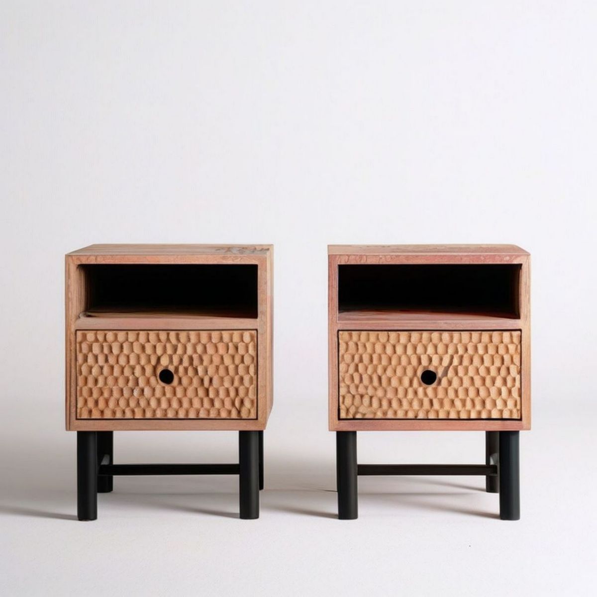 2er-Set aus Mango-Massivholz in Braun/Schwarz, 40 x 30 x 60 cm